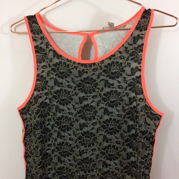 Banana Republic Women's Mesh Tank Top, Size 4 - Picture 2 of 8